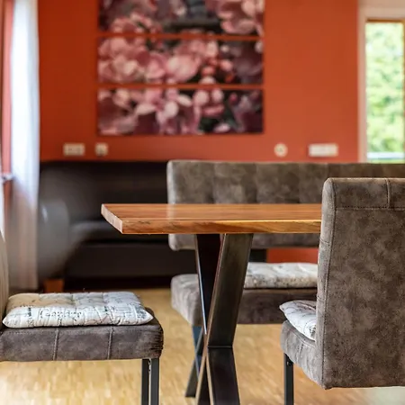 Apartamento 120 Qm Gäufelden